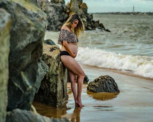 怀孕11周突然流鲜血