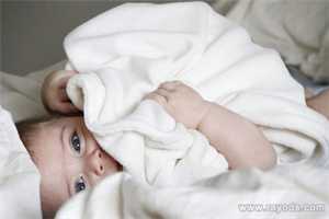 怀孕不能老摸肚子吗