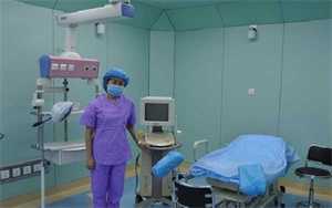 怀孕初期可以工作吗(怀孕初期在电脑房工作)