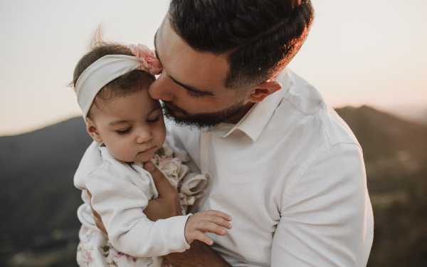 试管婴儿和普通受孕的宝宝有什么不一样吗？试管婴儿怀孕的宝宝是自己的亲生宝宝吗？